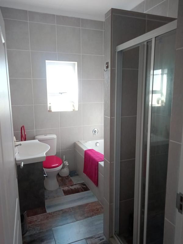 2 Bedroom Property for Sale in Golden Mile Western Cape